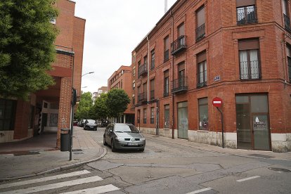 CALLE DE LUIS ROJO. J. M. LOSTAU