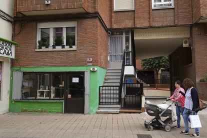 CALLE IMPERIAL. J. M. LOSTAU