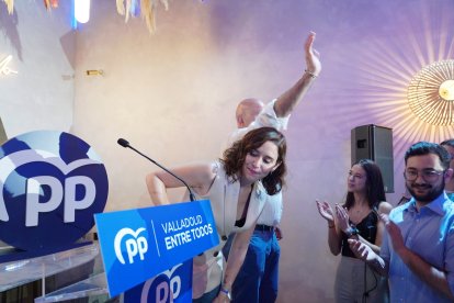 Isabel Díaz Ayuso visita Valladolid para respaldar la candidatura de Carnero a la Alcaldía.- ICAL