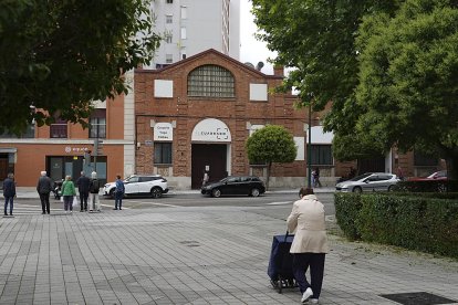 PLAZA DE SAN NICOLÁS. J. M. LOSTAU