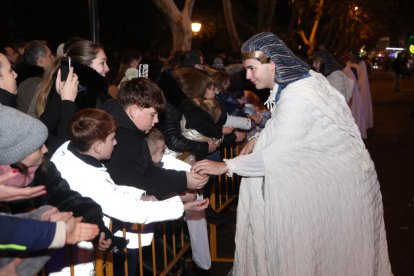 Los Reyes Magos llenan de ilusión las calles de Valladolid. PHOTOGENIC