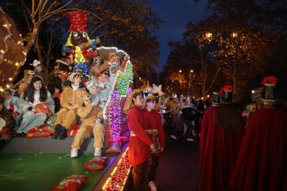 Los Reyes Magos llenan de ilusión las calles de Valladolid. PHOTOGENIC