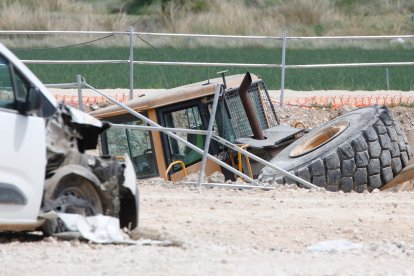 Accidente laboral con un fallecido y un herido en la A-11 en Valbuena de Duero de Valladolid.-PHOTOGENIC