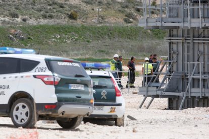 Accidente laboral con un fallecido y un herido en la A-11 en Valbuena de Duero de Valladolid.-PHOTOGENIC