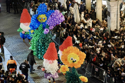Los Reyes Magos llenan de ilusión las calles de Valladolid. PHOTOGENIC