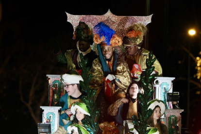 Los Reyes Magos llenan de ilusión las calles de Valladolid. PHOTOGENIC