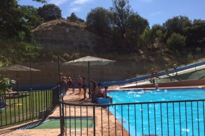 Piscina del complejo acuático Gran Florida en Castronuño.- GRAN FLORIDA