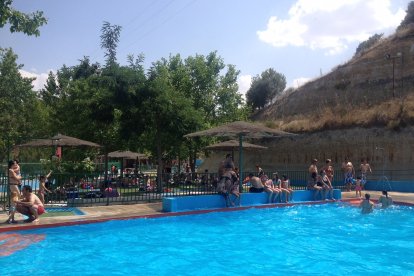 Piscina del complejo acuático Gran Florida en Castronuño.- GRAN FLORIDA