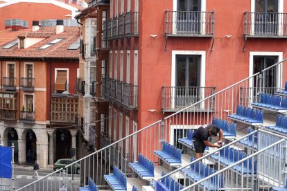Preparativos para el World Padel Tour en la Plaza Mayor. / ICAL