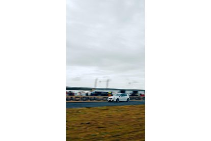 Las carreras de velocidad, también conocidas como 'lanzadas', en el Circuito FK1 Internacional de Villaverde de Medina. -MCARTHUR_76