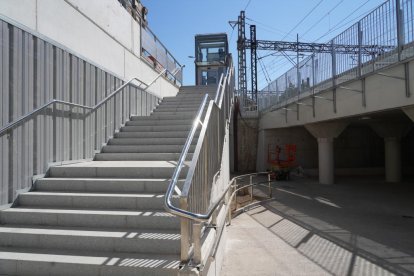 Obras del paso peatonal de Panaderos.- J.M.LOSTAU