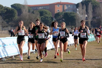 Un instante de la prueba femenina. / M. ÁLVAREZ