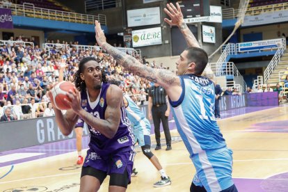 Playoff de ascenso a ACB, cuarto partido. UEMC Real Valladolid Baloncesto - Movistar Estudiantes. J. M. LOSTAU
