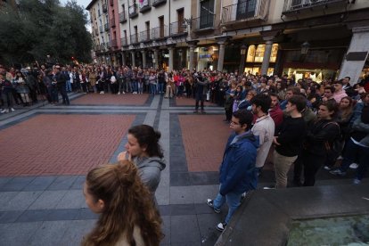 Concentración en repulsa por el asesinato de una enfermera vallisoletana en Bruselas. PHOTOGENIC
