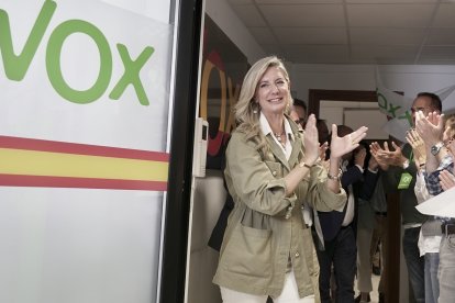 Irene Carvajal valora los resultados electorales en la sede de Vox de Valladolid. -ICAL