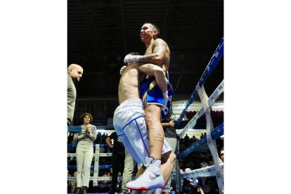 Combate de Salvi Jiménez ante Juanfe López por el título europeo/Miguel Ángel Santos