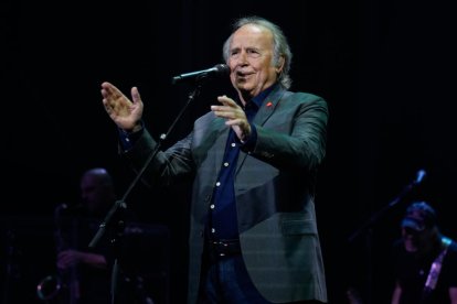 Serrat se despide de Valladolid. J.M. Lostau