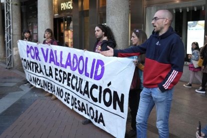 Manifestación por el desalojo de La Molinera. J.M. LOSTAU