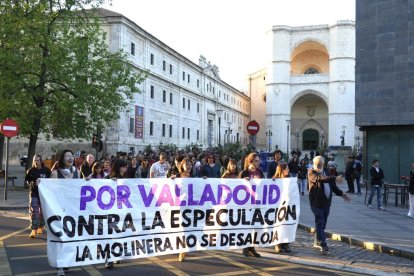 Manifestación por el desalojo de La Molinera. J.M. LOSTAU