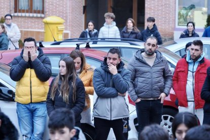 Minuto de silencio en Zaratán por el fallecimiento de Sebas, jugador de categorías inferiores del equipo de fútbol del municipio. -PHOTOGENIC