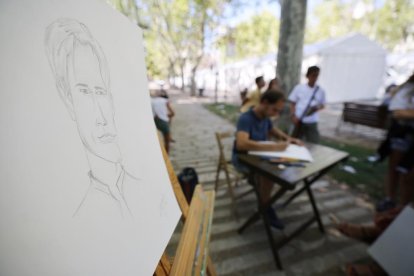 Caricaturistas Acera de Recoletos en Valladolid. PHOTOGENIC