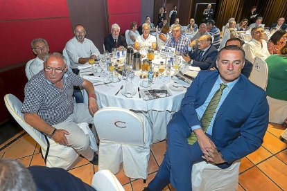 José María Vega, Jesús Ángel Pérez, José Manuel de las Heras, José Luis Álvarez, Julio López, Manuel Jiménez Rodríguez, Rafa Monje, Zósimo Gallego y José Ángel Torres.