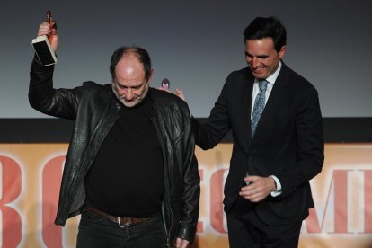 El actor Karra Elejalde recibe el Roel de Honor de las 36ª SECIME. PHOTOGENIC