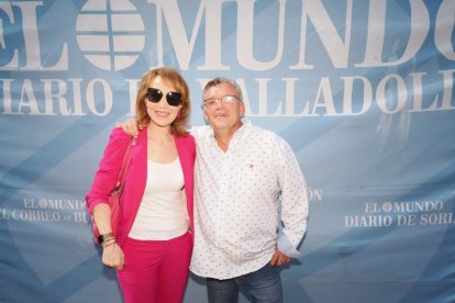 Marian Martín de la 8 y Felipe González de El Mundo.- PHOTOGENIC