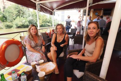 Cristina Camell y Almudena Cembranos y María Jesús García de CYLTV.- PHOTOGENIC