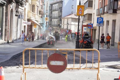 Obras calle bajada de La Libertad.- J.M. LOSTAU