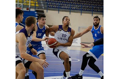 Melilla - UEMC Real Valladolid Baloncesto. / LOF