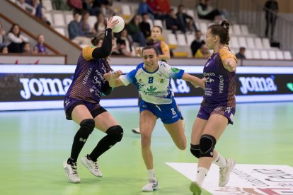 Fotos de Balonmano Gijón - Caja Rural Aula. / LOF