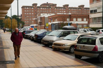 Calle Joaquín Velasco Martín.- J.M. LOSTAU
