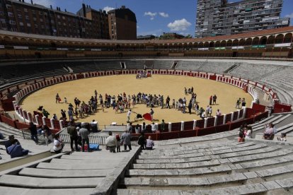 Jornada de puertas abiertas en la plaza de toros de Valladolid. - PHOTOGENIC