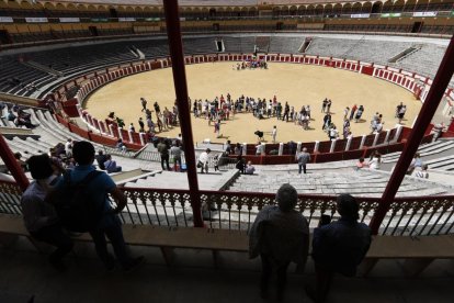 Jornada de puertas abiertas en la plaza de toros de Valladolid. - PHOTOGENIC