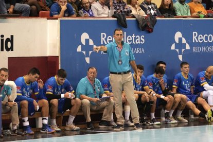 Imagen del Recoletas-Anaitasuna de la 11ª jornada de la Liga Asobal. / J. M. LOSTAU
