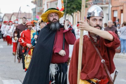 Recreación de la llegada de Carlos V a Valdestillas. -J.M. LOSTAU