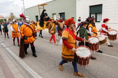 Recreación de la llegada de Carlos V a Valdestillas. -J.M. LOSTAU