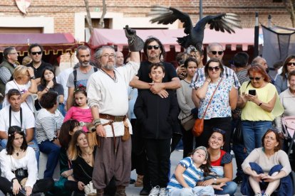 Recreación de la llegada de Carlos V a Valdestillas. -J.M. LOSTAU
