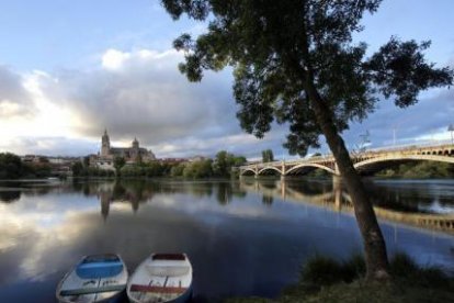 En Salamanca hay dos puentes que forman parte de la identidad de la ciudad. El romano y el de Enrique Estevan, de principios de s.XX / E. CARRASCAL