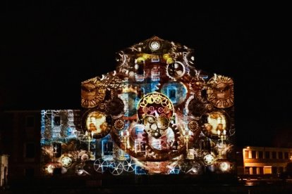 Los Reyes Magos llegan en barco a Medina de Rioseco. MARÍA CARNERO