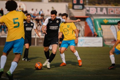 Una jugada de la final del torneo. / E. M.