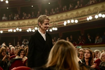 Charlotte Rampling, Espiga de Honor sube al escenario. / PHOTOGENIC