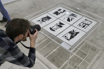 Un fotógrafo capta estampas de la serie ' En la oscuridad de la pandemia'. | PHOTOGENIC
