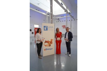 La gestora cultural de la Fundación Municipal de Cultura, Charo Arconada, la concejala de Educación y Cultura, Irene Carvajal, y el jefe de Programas de la Fundación Municipal de Cultura, Juan I. Herrero. -AYTO. VALLADOLID