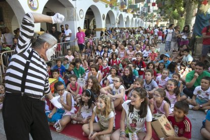 Espectáculo dentro del programa de Divierteatro, en la Feria de Teatro de Castilla y León de Ciudad Rodrigo (Salamanca)-Ical