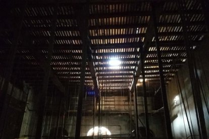 Estado actual del Teatro Lope de Vega de Valladolid, peine escénico y sotto palco.- FOTO CEDIDA POR EL ESTUDIO CONTEXTOS DE ARQUITECTURA Y URBANISMO
