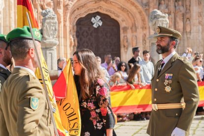 Jura de bandera de personal civil en Valladolid.- J. M. LOSTAU