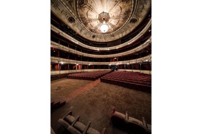 Estado actual del Teatro Lope de Vega de Valladolid, patio de butacas de la Gran Sala. FOTO CEDIDA POR EL ESTUDIO CONTEXTOS DE ARQUITECTURA Y URBANISMO