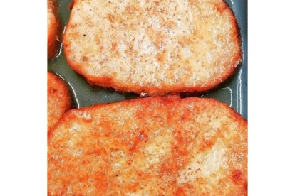 Torrijas bañadas en miel de L'Atelier.- E.M.